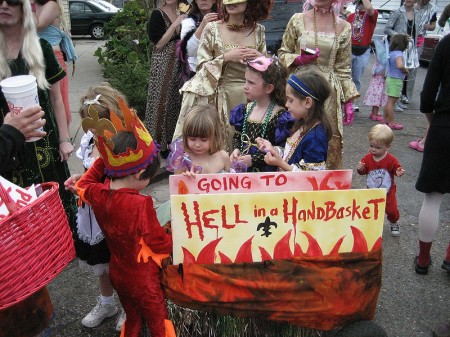 Going to Hell in a Handbasket - Photo by Infrogmation