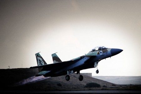 Israel_Defense_Forces_-_F-15_Takeoff_in_Hatzerim_Base