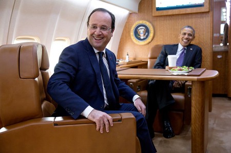 Barack_Obama_and_François_Hollande_on_board_Air_Force_One_February_2014