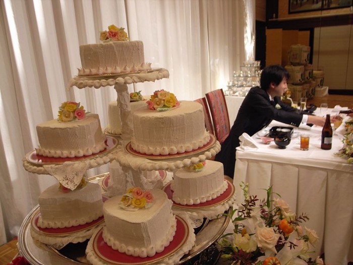 Wedding Cakes - Photo by Yuichi Kosio