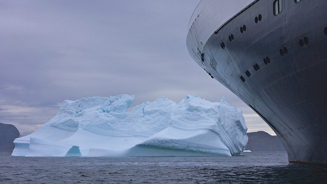 Iceberg - Public Domain