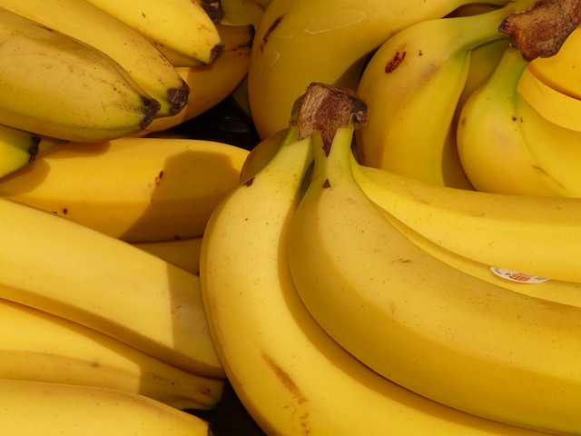 Bananas - Public Domain